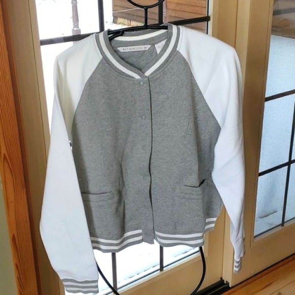 Antigua Sport Long Sleeve Pocketed Full Snap Sz L Jacket